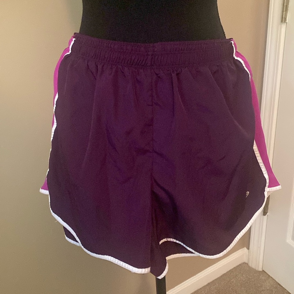 Champion XL running short with lining, burgandy with pink/wh accent stripes side